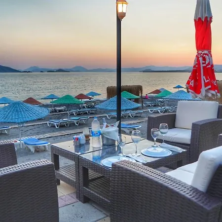 Yücel Otel