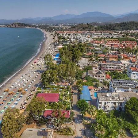 Yücel Otel 3*