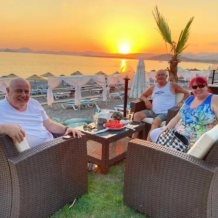 Yücel Otel